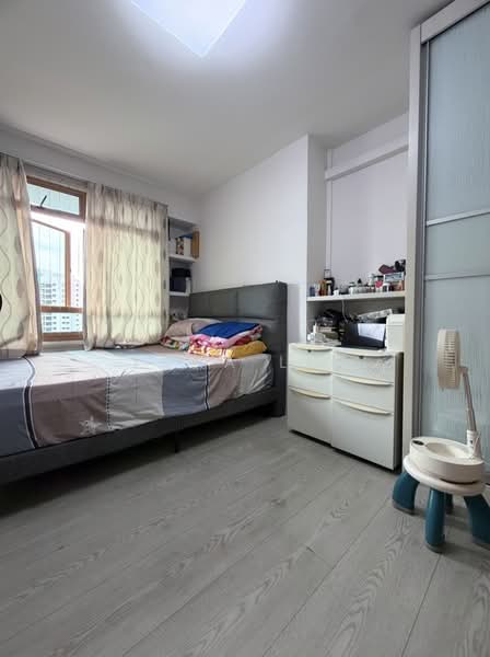 313B Anchorvale Road HDB Flat For Sale at S$ 698,000 | PropertyGuru Singapore - Bedroom