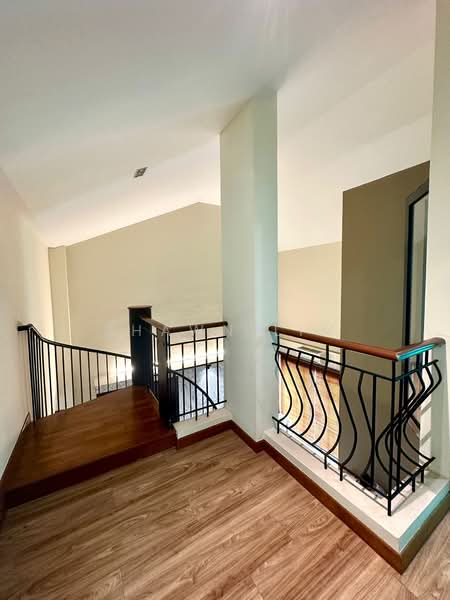 Euphony Gardens Condominium For Sale at S$ 2,100,000 | PropertyGuru Singapore - Interior