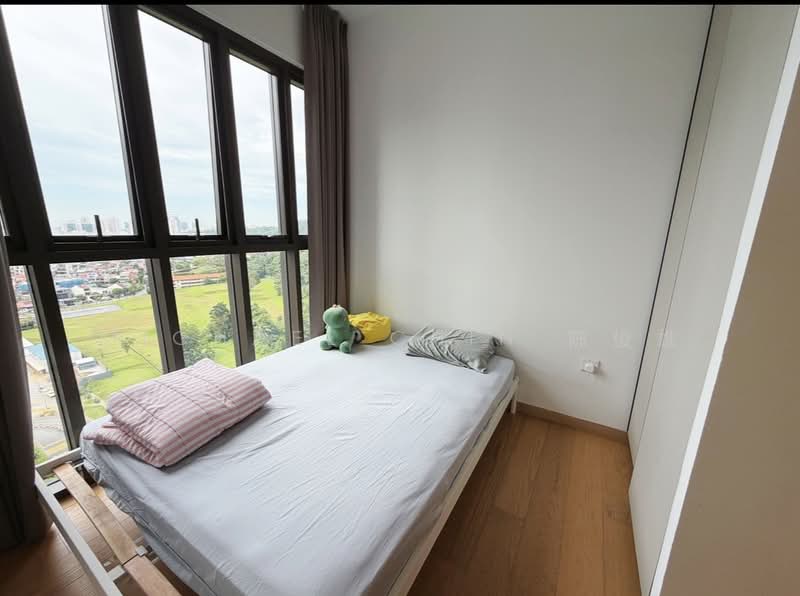 Midwood Condominium For Sale at S$ 2,600,000 | PropertyGuru Singapore - Bedroom 2