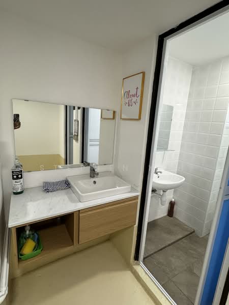Invest Ho Building, 1 MacTaggart Road, 130 sqft, Light Industrial (B1) For Rent, by Stephen Koh, 500066337 - Bathroom - CommercialGuru.com.sg