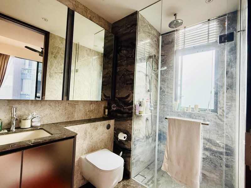 For Sale - Leedon Green