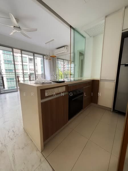Floridian Condominium For Sale at S$ 2,280,000 | PropertyGuru Singapore - Kitchen