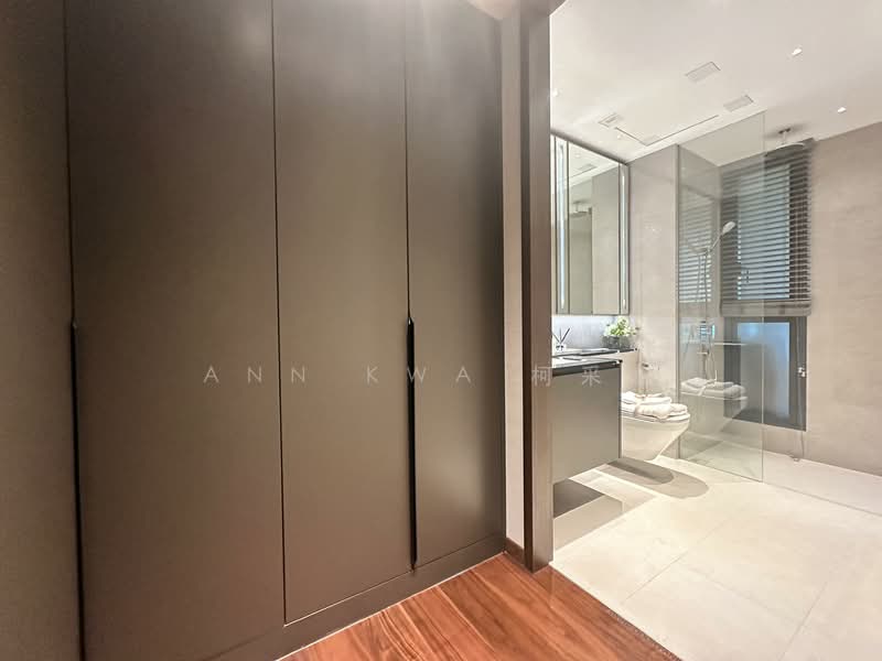 One Marina Gardens Apartment For Sale at S$ 2,521,400 | PropertyGuru Singapore - Bathroom