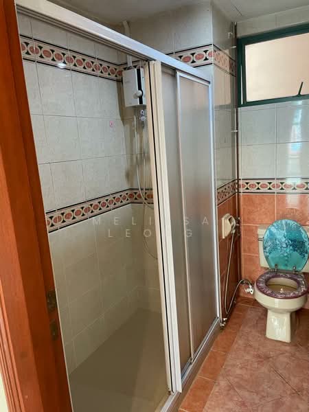 Hillview Heights, 29 Hillview Avenue, 2 Bedrooms, 990 sqft, Condominium For Rent, by Melissa Leong, 500066379 - Bathroom - PropertyGuru.com.sg