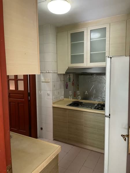 Hillview Heights, 29 Hillview Avenue, 2 Bedrooms, 990 sqft, Condominium For Rent, by Melissa Leong, 500066379 - Kitchen - PropertyGuru.com.sg