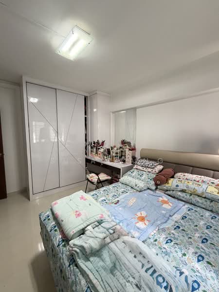 102 Bukit Purmei Road HDB Flat For Sale at S$ 680,000 | PropertyGuru Singapore - Bedroom