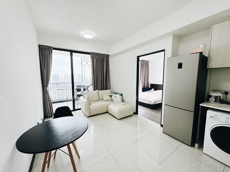 Gem Residences Condominium For Sale at S$ 1,050,000 | PropertyGuru Singapore - Living Room