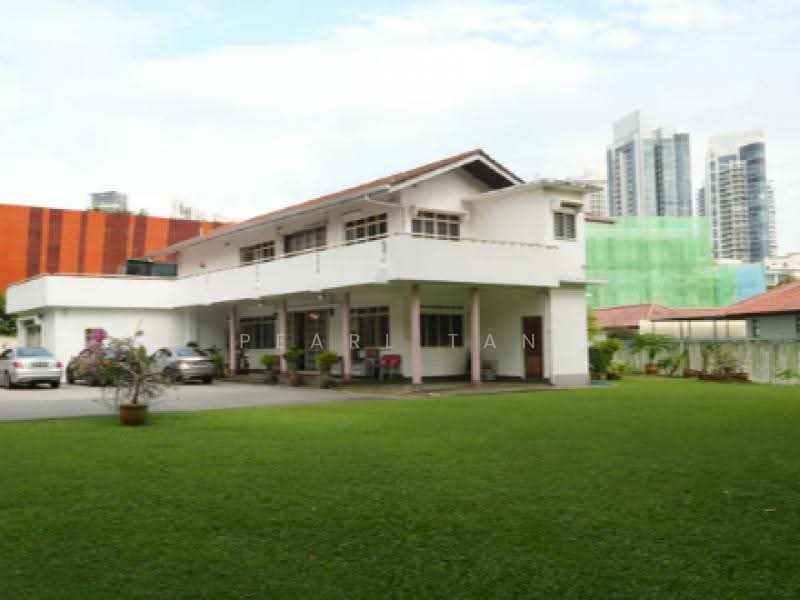 ❤️❤️$1800psf GCB IN D11 ELEVATED, WIDE FRONTAGE, 1KM ACS, SCGS, SJI☎️PEARL9189⭐️0081 Good Class Bungalow For Sale at S$ 38,000,000 | PropertyGuru Singapore - Exterior