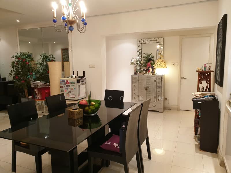 Ridgewood Condominium Condominium For Sale at S$ 4,080,000 | PropertyGuru Singapore - Dining Room