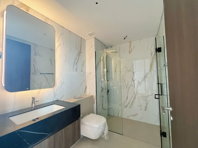 Claydence Apartment For Sale at S$ 5,626,400 | PropertyGuru Singapore - Bathroom