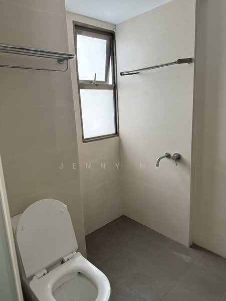 Parkview Apartments, 3 Bukit Batok Street 25, 2 Bedrooms, 980 sqft, Apartment For Sale, by Jenny Ng, 500066453 - Bathroom - PropertyGuru.com.sg