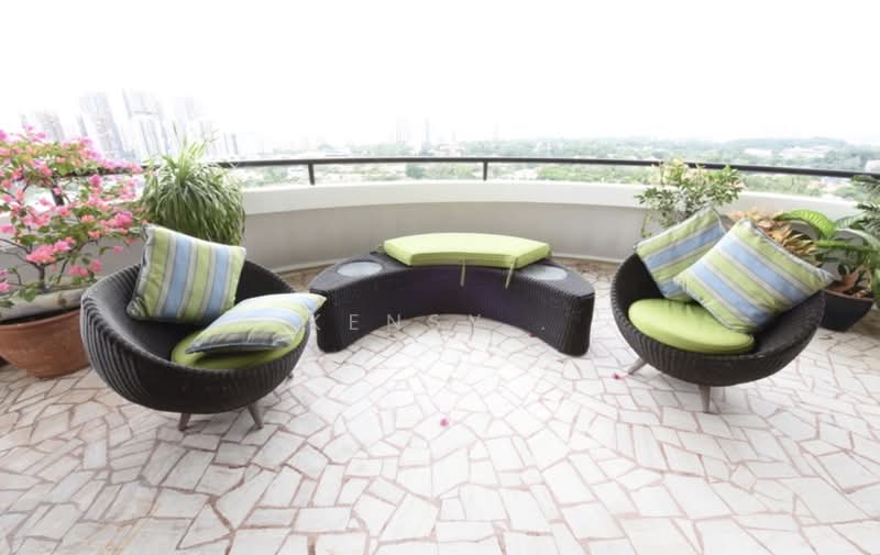Regency Park, 3 Nathan Road, 4 Bedrooms, 3,650 sqft, Condominium For Rent, by Kensy ., 500066463 - Balcony - PropertyGuru.com.sg