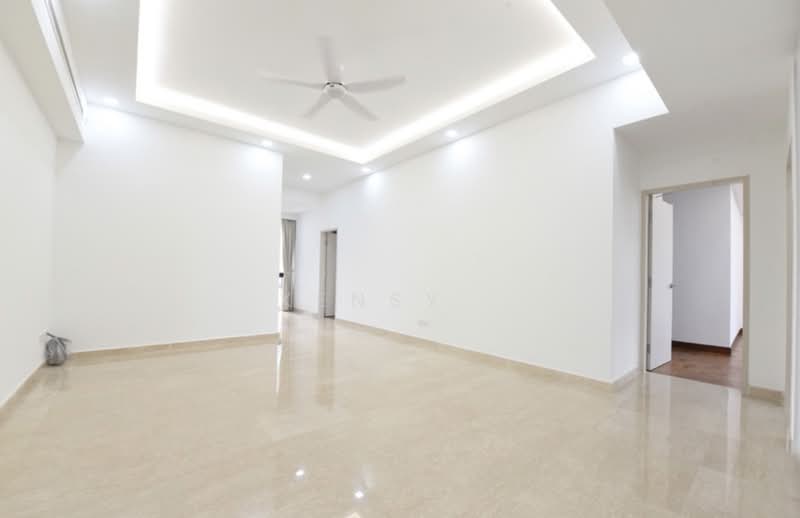 Regency Park, 3 Nathan Road, 4 Bedrooms, 3,650 sqft, Condominium For Rent, by Kensy ., 500066463 - Living Room - PropertyGuru.com.sg