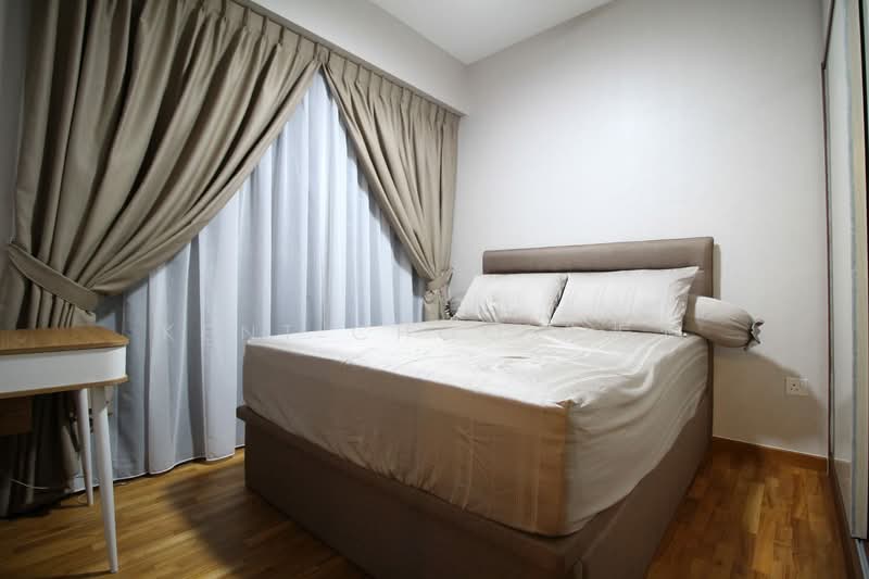 Sims Urban Oasis Condominium For Sale at S$ 1,950,000 | PropertyGuru Singapore - Bedroom