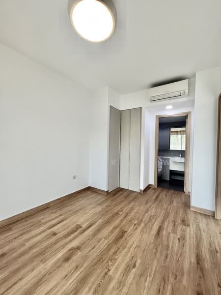 Eight Riversuites, 2 Whampoa East, 2 Bedrooms, 700 sqft, Condominium For Rent, by Esther Low, 500066512 - Interior - PropertyGuru.com.sg