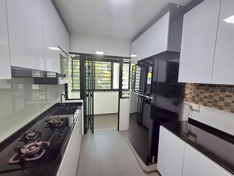 417A Fernvale Link, 417A Fernvale Link, 3 Bedrooms, 1,012 sqft, HDB Flat For Rent, by Judy Foo, 500066521 - Kitchen - PropertyGuru.com.sg