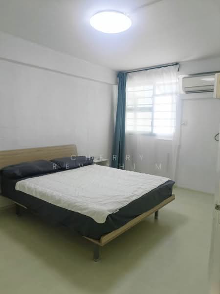44 Bendemeer Road HDB Flat For Sale at S$ 425,000 | PropertyGuru Singapore - Bedroom