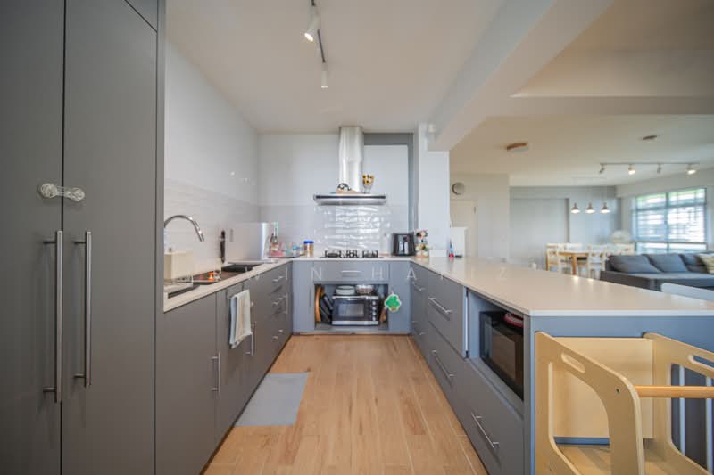 618A Tampines Street 61 HDB Flat For Sale at S$ 880,000 | PropertyGuru Singapore - Kitchen