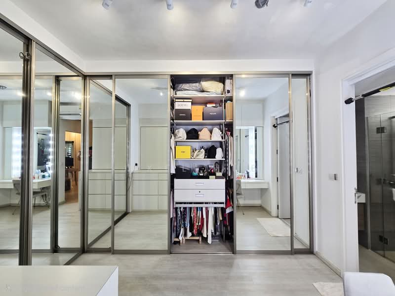 Skies Miltonia Condominium For Sale at S$ 980,000 | PropertyGuru Singapore - Interior