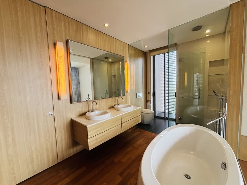 The Boulevard Residence, 6 Cuscaden Walk, 4 Bedrooms, 2,034 sqft, Condominium For Rent, by Sharon Tay, 500066536 - Bathroom - PropertyGuru.com.sg