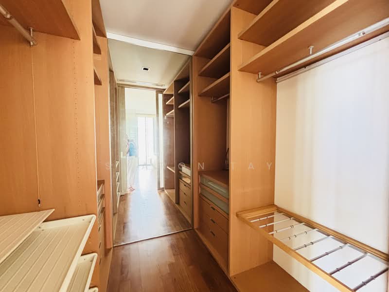 The Boulevard Residence, 6 Cuscaden Walk, 4 Bedrooms, 2,034 sqft, Condominium For Rent, by Sharon Tay, 500066536 - Walk-in Wardrobe - PropertyGuru.com.sg