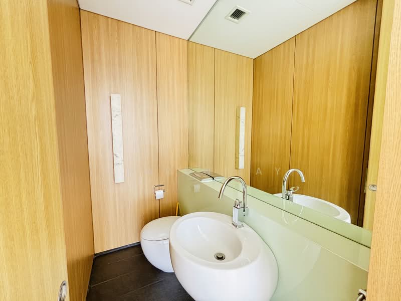 The Boulevard Residence, 6 Cuscaden Walk, 4 Bedrooms, 2,034 sqft, Condominium For Rent, by Sharon Tay, 500066536 - Guest Powder Room - PropertyGuru.com.sg