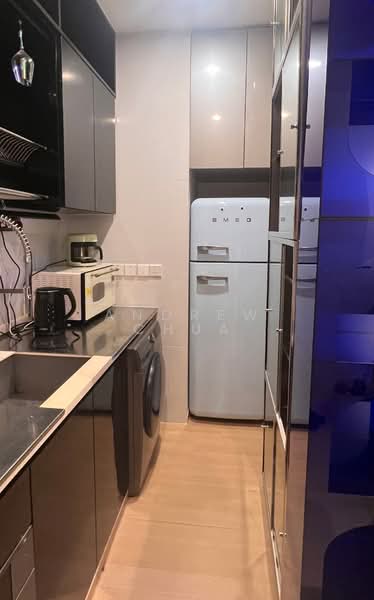 Daisy Suites, 35 Daisy Road Singapore, 2 Bedrooms, 796 sqft, Apartment For Rent, by Andrew Chua, 500066538 - Kitchen - PropertyGuru.com.sg