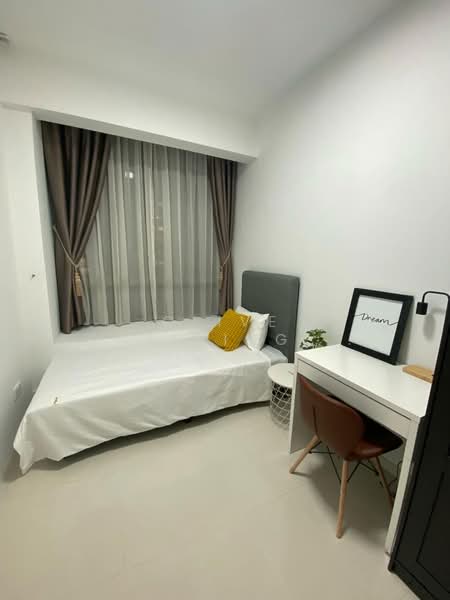 One-North Residences, 7 One-North Gateway, Room Rental, 150 sqft, Condominium For Rent, by Gwen Liu, 500066542 - Bedroom - PropertyGuru.com.sg
