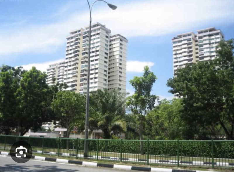 Laguna Park Apartment For Sale at S$ 2,190,000 | PropertyGuru Singapore - Exterior