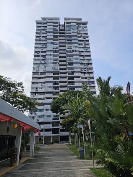 Laguna Park Apartment For Sale at S$ 2,190,000 | PropertyGuru Singapore - Exterior