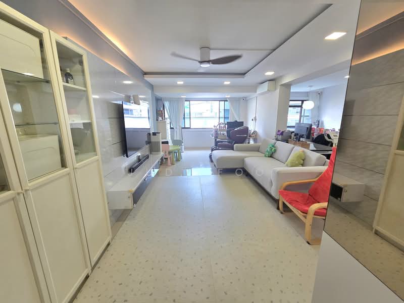 520 Jelapang Road HDB Flat For Sale at S$ 980,000 | PropertyGuru Singapore - Living Room