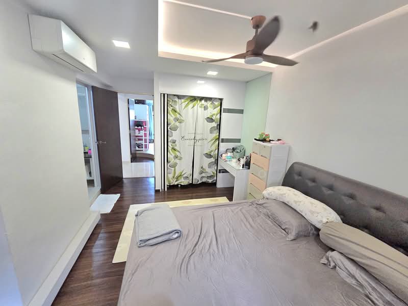 520 Jelapang Road HDB Flat For Sale at S$ 980,000 | PropertyGuru Singapore - Bedroom