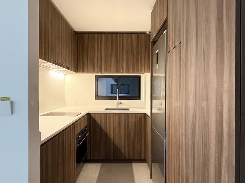 Lentor Modern Condominium For Sale at S$ 1,800,000 | PropertyGuru Singapore - Kitchen