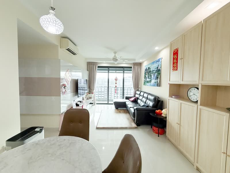 Esparina Residences, 123 Compassvale Bow, 3 Bedrooms, 1,001 sqft, Executive Condominium For Rent, by Xavier Chong, 500066552 - Living Room - PropertyGuru.com.sg