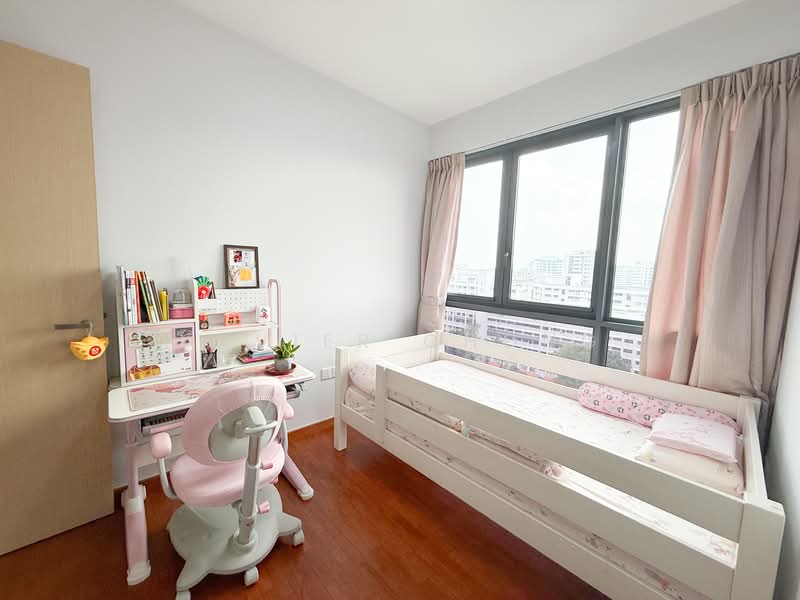 Esparina Residences, 123 Compassvale Bow, 3 Bedrooms, 1,001 sqft, Executive Condominium For Rent, by Xavier Chong, 500066552 - Bedroom - PropertyGuru.com.sg