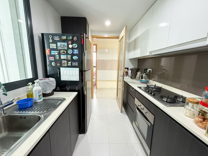 Esparina Residences, 123 Compassvale Bow, 3 Bedrooms, 1,001 sqft, Executive Condominium For Rent, by Xavier Chong, 500066552 - Kitchen - PropertyGuru.com.sg