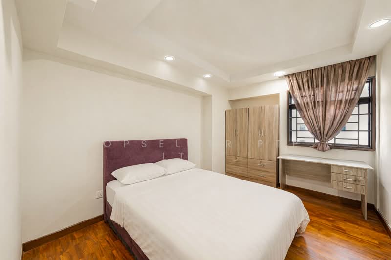 405A Fernvale Lane HDB Flat For Sale at S$ 698,000 | PropertyGuru Singapore - Bedroom