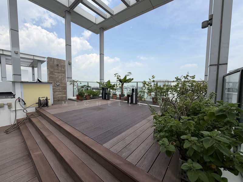 Eight Riversuites Condominium For Sale at S$ 2,900,000 | PropertyGuru Singapore - Roof Terrace