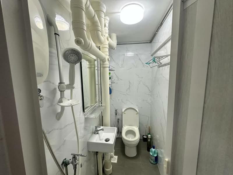 2 Jalan Batu, 2 Jalan Batu, 2 Bedrooms, 646 sqft, HDB Flat For Rent, by Andrew Soh, 500066574 - Bathroom - PropertyGuru.com.sg