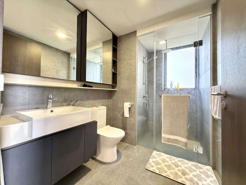 Riverfront Residences, 41 Hougang Avenue 7, 2 Bedrooms, 603 sqft, Condominium For Rent, by Jasmine Teo, 500066577 - Bathroom - PropertyGuru.com.sg