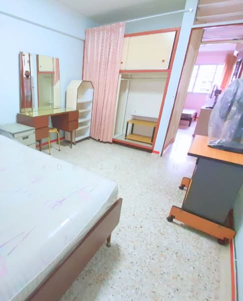 120 Geylang East Central, 120 Geylang East Central, 3 Bedrooms, 980 sqft, HDB Flat For Rent, by Adrian Yang, 500066588 - Bedroom - PropertyGuru.com.sg