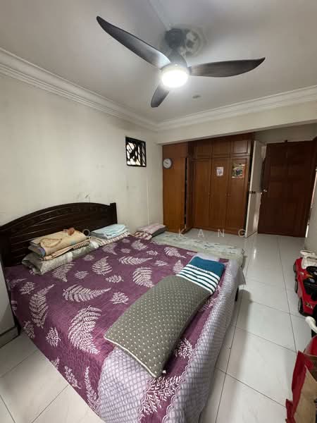265 Bukit Batok East Avenue 4, 265 Bukit Batok East Avenue 4, 3 Bedrooms, 1,001 sqft, HDB Flat For Rent, by Roger Kang, 500066590 - Bedroom - PropertyGuru.com.sg