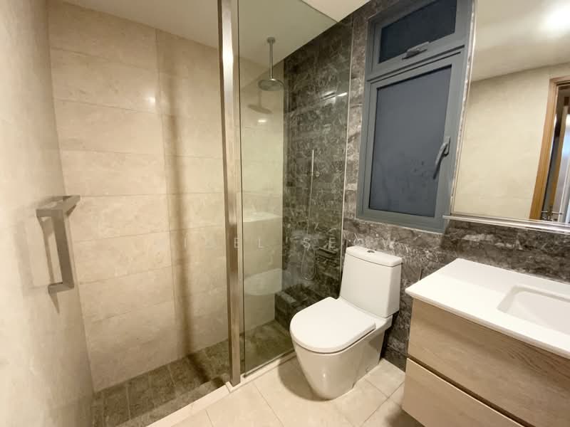 Watertown, 65 Punggol Central, 2 Bedrooms, 915 sqft, Condominium For Rent, by Nigel Seow, 500066595 - Ensuite Bathroom - PropertyGuru.com.sg