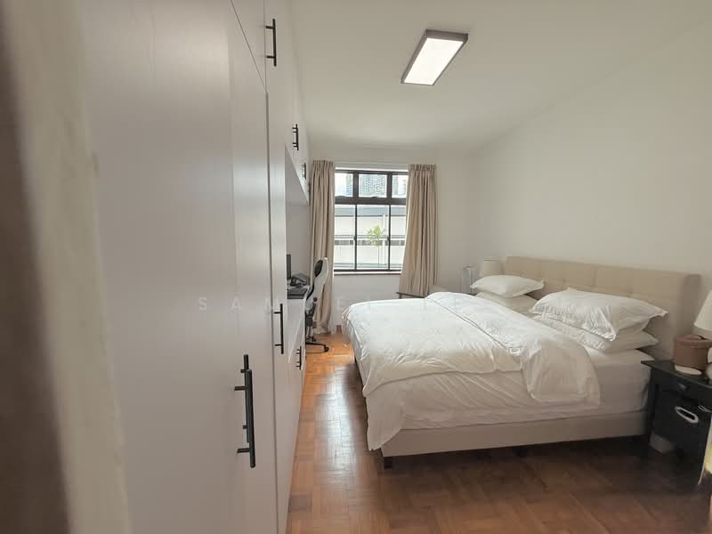 Spring Grove, 53 Grange Road, 2 Bedrooms, 1,012 sqft, Condominium For Rent, by Samuel Lee, 500066603 - Master Bedroom - PropertyGuru.com.sg