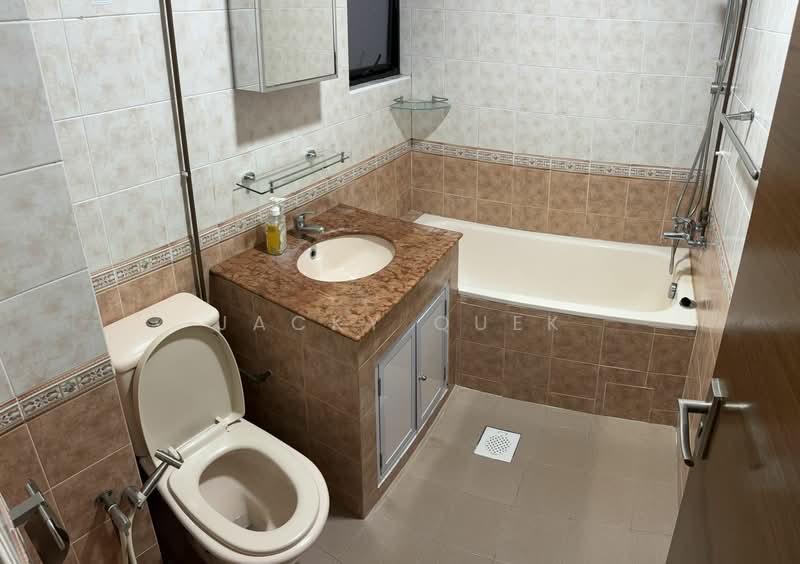 Casa Sarina, 103 Lorong Sarina, Room Rental, 130 sqft, Condominium For Rent, by Jacky Quek, 500066604 - Bathroom - PropertyGuru.com.sg