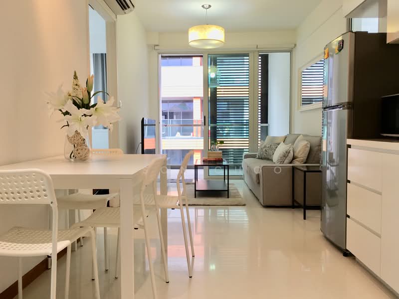 Parc Sophia Apartment For Sale at S$ 1,395,000 | PropertyGuru Singapore - Living Room