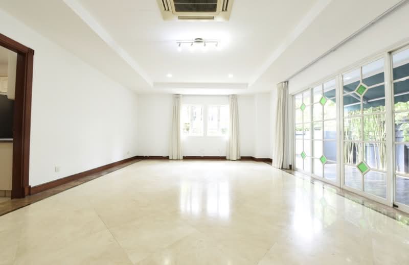 Gentle Villas, Gentle Drive, 5 Bedrooms, 7,382 sqft, Semi-Detached House For Rent, by Kensy ., 500066618 - Living Room - PropertyGuru.com.sg