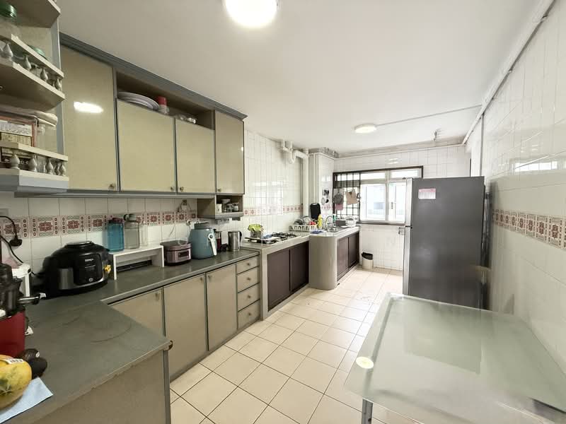 175 Woodlands Street 13, 175 Woodlands Street 13, Room Rental, 150 sqft, HDB Flat For Rent, by Johnny Tan, 500066623 - Kitchen - PropertyGuru.com.sg