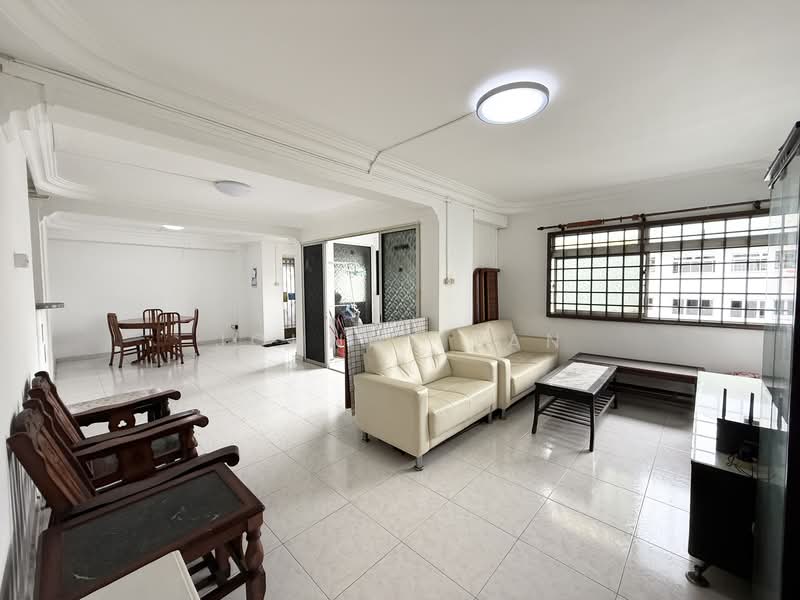 175 Woodlands Street 13, 175 Woodlands Street 13, Room Rental, 150 sqft, HDB Flat For Rent, by Johnny Tan, 500066623 - Living Room - PropertyGuru.com.sg