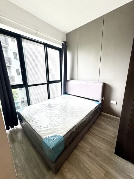 The Woodleigh Residences Apartment For Sale at S$ 1,680,000 | PropertyGuru Singapore - Master Bedroom